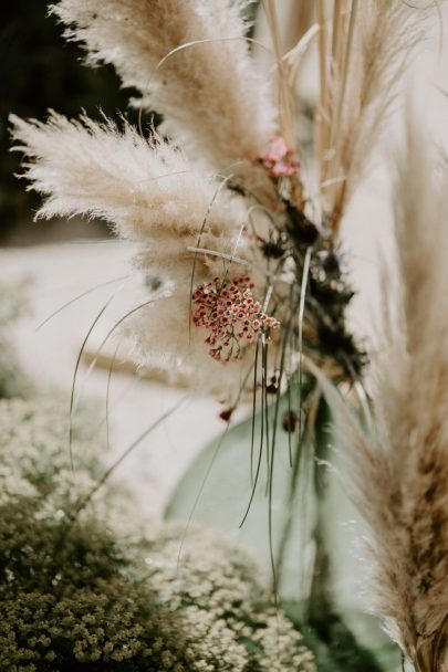 Un mariage bohème en petit comité dans la baie du Mont Saint Michel - Photos : Dorothée Buteau - Blog mariage : La mariée aux pieds nus