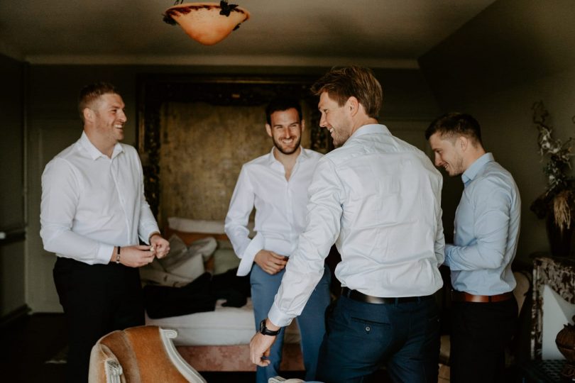 Un mariage bohème en petit comité dans la baie du Mont Saint Michel - Photos : Dorothée Buteau - Blog mariage : La mariée aux pieds nus