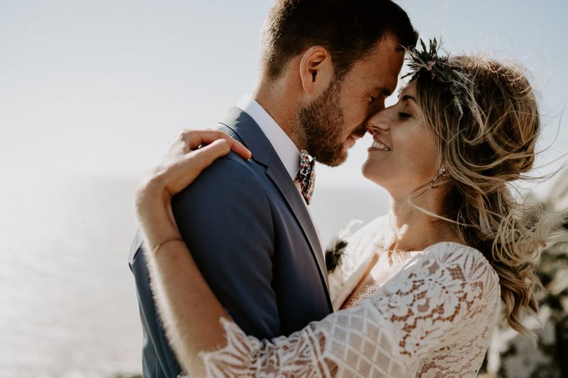 Un mariage bohème en petit comité dans la baie du Mont Saint Michel - Photos : Dorothée Buteau - Blog mariage : La mariée aux pieds nus