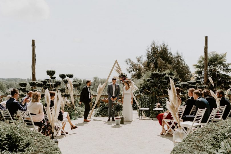 Un mariage bohème en petit comité dans la baie du Mont Saint Michel - Photos : Dorothée Buteau - Blog mariage : La mariée aux pieds nus