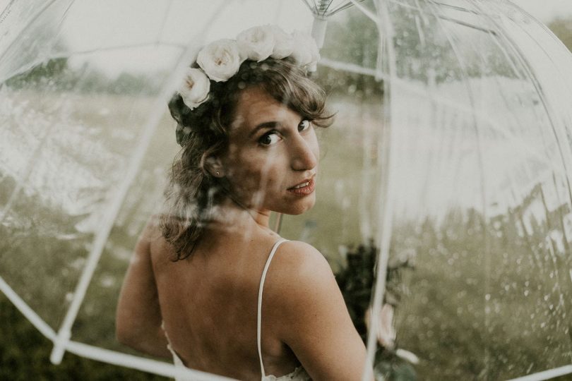 Un mariage sous la pluie au Domaine des Evis - Photos : Les Histoires d'A - Blog mariage : La mariée aux pieds nus