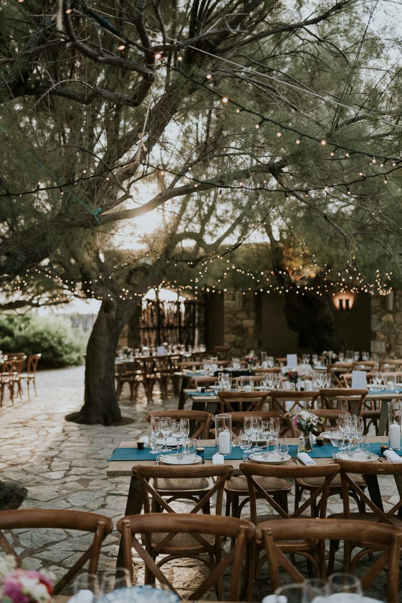 Un mariage au rocher Lumio en Corse - Photos : Madame B Photographie - Blog mariage : La mariée aux pieds nus