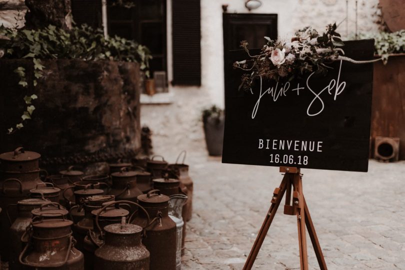 Un mariage rustique et élégant au domaine des Bonnes Joies - Moonrise Photography - La mariée aux pieds nus