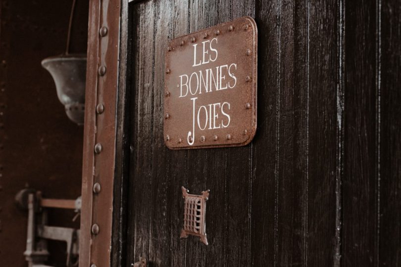 Un mariage rustique et élégant au domaine des Bonnes Joies - Moonrise Photography - La mariée aux pieds nus