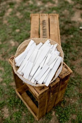 Un mariage au Domaine du Vallon des Sources à l’Isle sur la Sorgue en Provence - Photos : Clément Minair - Blog mariage : La mariée aux pieds nus