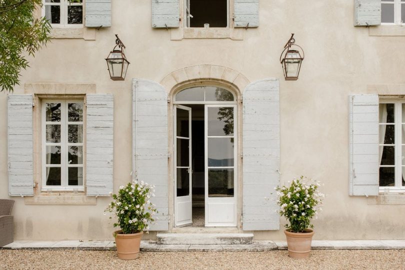 Un mariage au Domaine du Vallon des Sources à l’Isle sur la Sorgue en Provence - Photos : Clément Minair - Blog mariage : La mariée aux pieds nus