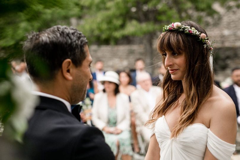 Un mariage au Domaine du Vallon des Sources à l’Isle sur la Sorgue en Provence - Photos : Clément Minair - Blog mariage : La mariée aux pieds nus