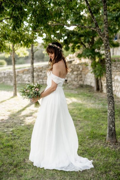 Un mariage au Domaine du Vallon des Sources à l’Isle sur la Sorgue en Provence - Photos : Clément Minair - Blog mariage : La mariée aux pieds nus