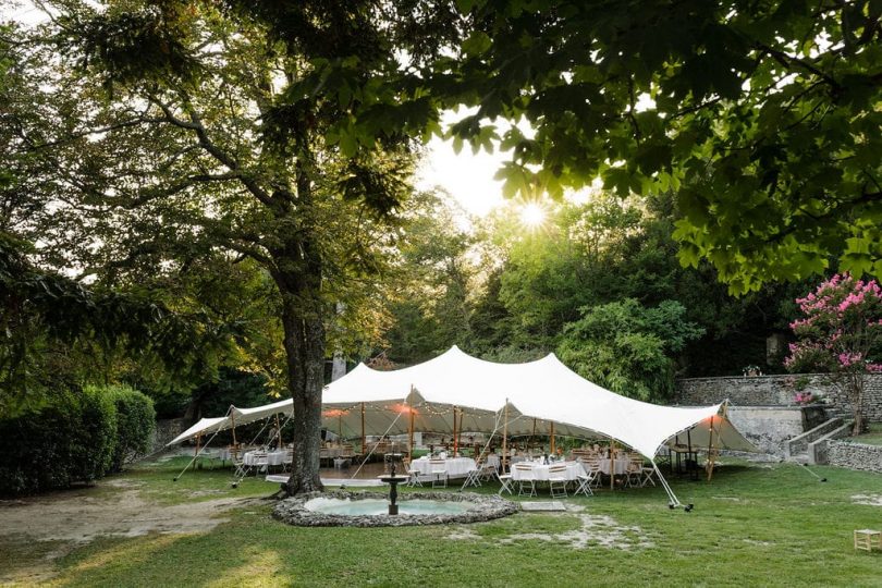 Un mariage au Domaine du Vallon des Sources à l’Isle sur la Sorgue en Provence - Photos : Clément Minair - Blog mariage : La mariée aux pieds nus