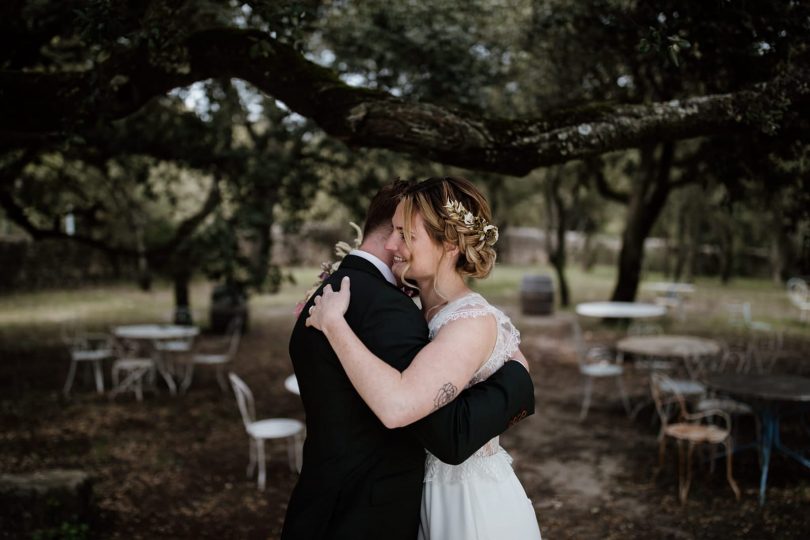 Un mariage aux Domaines de Patras en Provence - Blog mariage : La mariée aux pieds nus - Photos : Coralie Lescieux