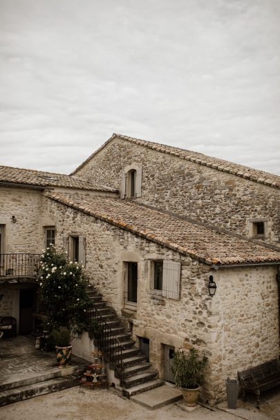 Un mariage aux Domaines de Patras en Provence - Blog mariage : La mariée aux pieds nus - Photos : Coralie Lescieux