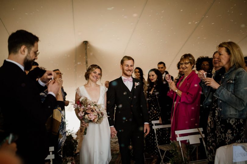 Un mariage aux Domaines de Patras en Provence - Blog mariage : La mariée aux pieds nus - Photos : Coralie Lescieux