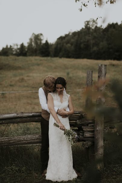 Un mariage simple et champêtre à la Grange C au Québec - Photos : Bianca des Jardins - Blog mariage : La mariée aux pieds nus