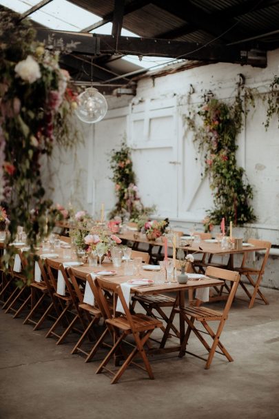 Un mariage industriel et fleuri - Photos : ChaseWild - Blog mariage : La mariée aux pieds nus