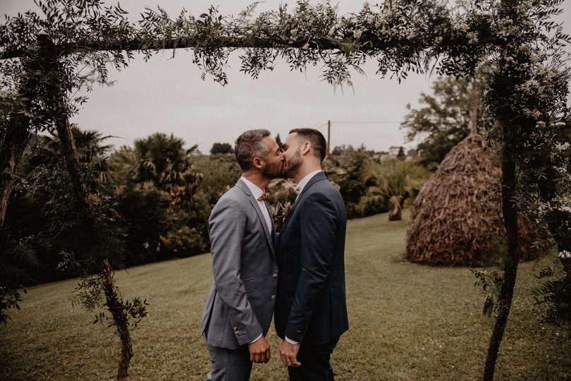 Un mariage au Domaine Au milieu des fougères – Ihartze Artea au Pays Basque - Photos : Patricia Hendrychova Estanguet - Blog mariage : La mariée aux pieds nus