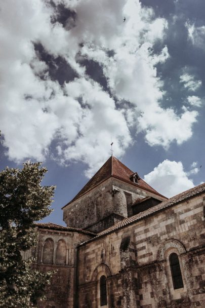 Un mariage au Domaine de Mauprié à Lusignan - Phtos : Lorenzo Accardi - Blog mariage : La mariée aux pieds nus