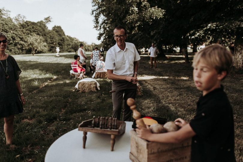 Un mariage au Domaine de Mauprié à Lusignan - Phtos : Lorenzo Accardi - Blog mariage : La mariée aux pieds nus