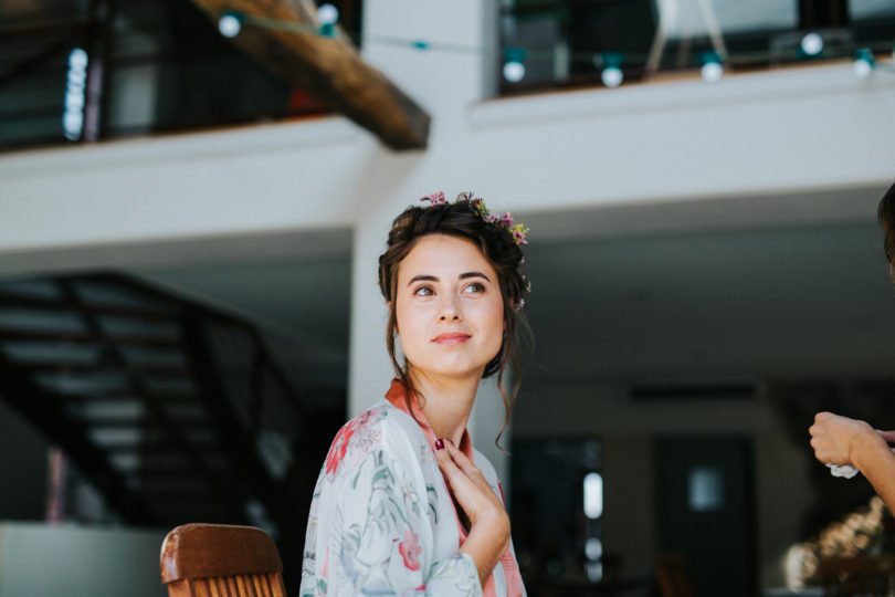 Un mariage coloré au Pays Basque - A découvrir sur www.lamarieeauxpiedsnus.com - Photos : Clément Minair