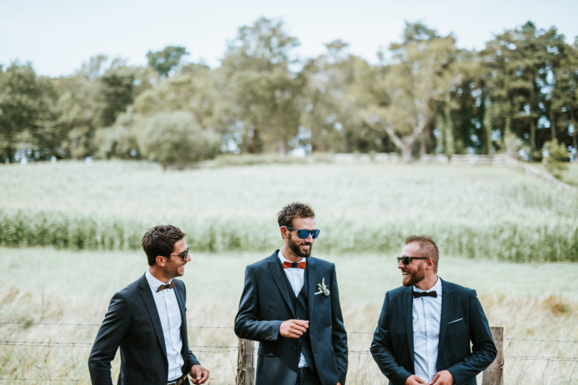 Un mariage coloré au Pays Basque - A découvrir sur www.lamarieeauxpiedsnus.com - Photos : Clément Minair