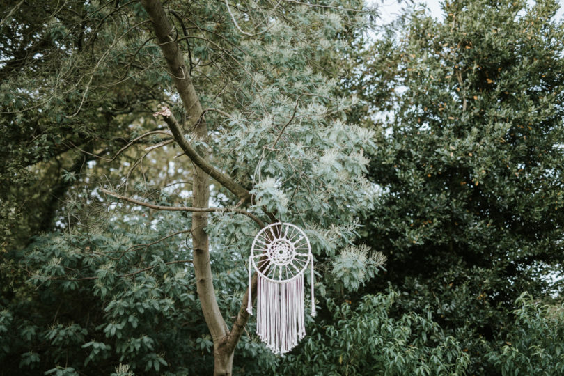 Un mariage coloré au Pays Basque - A découvrir sur www.lamarieeauxpiedsnus.com - Photos : Clément Minair