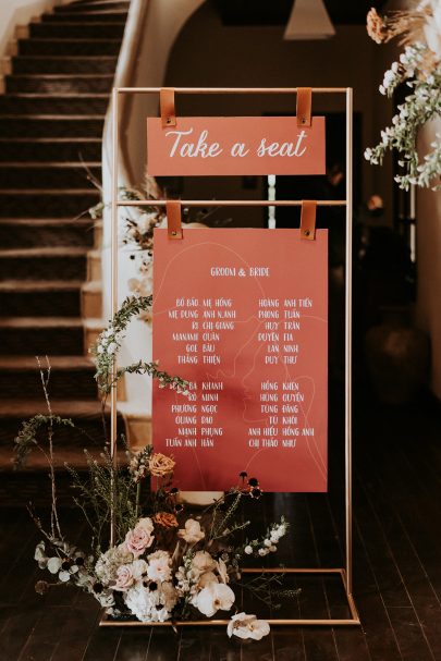 Un mariage romantique dans une forêt - Crédits Photos : Phan Tien Photography - Blog mariage : La mariée aux pieds nus.