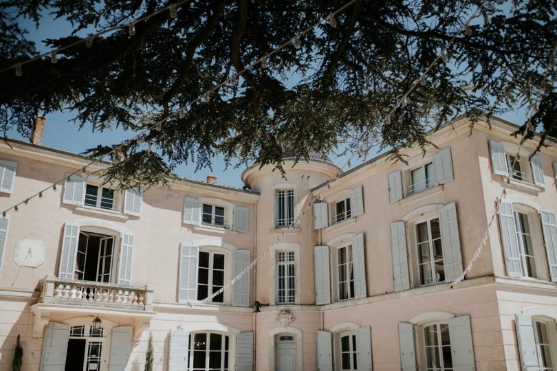 Un mariage romantique et bohème au Château d’Alphéran - Photo et video : Soulpics - Blog mariage : La mariée aux pieds nus