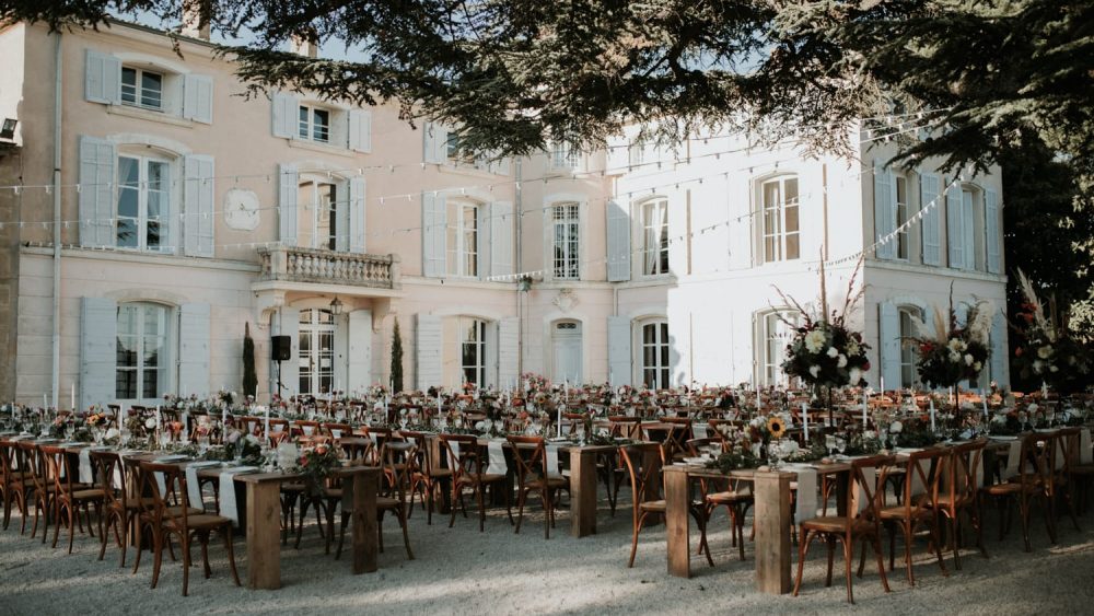 Un mariage romantique et bohème au Château d’Alphéran - Photo et video : Soulpics - Blog mariage : La mariée aux pieds nus