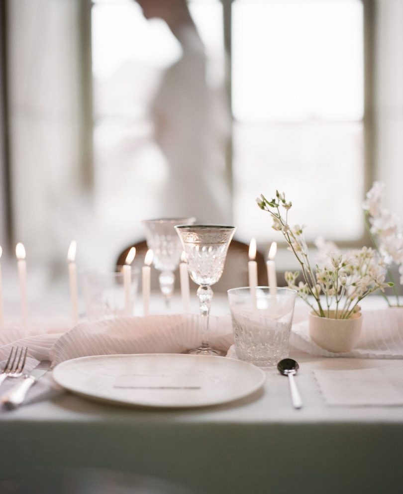 Un mariage entre poésie et modernité au Château de Froechwiller - Photos : Alain M - Blog mariage : La mariée aux pieds nus