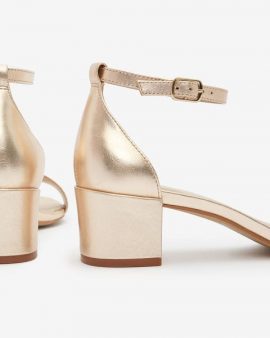 San Marina - Collection Mariage - 2019 - Chaussures de mariée à découvrir sur le blog mariage La mariée aux pieds nus