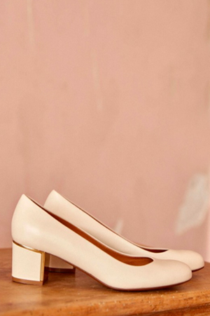 nu pied mariage
