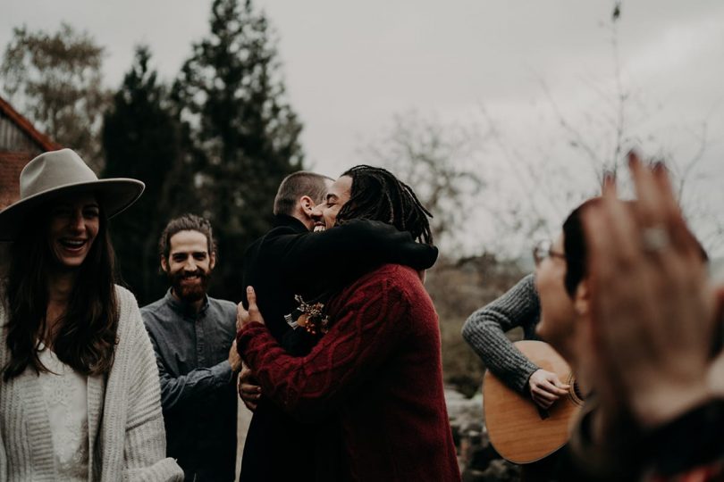 Un mariage en Auvergne aux Gites du Berger en Automne - Photos et Vidéo : The Quirky - Blog mariage : La mariée aux pieds nus