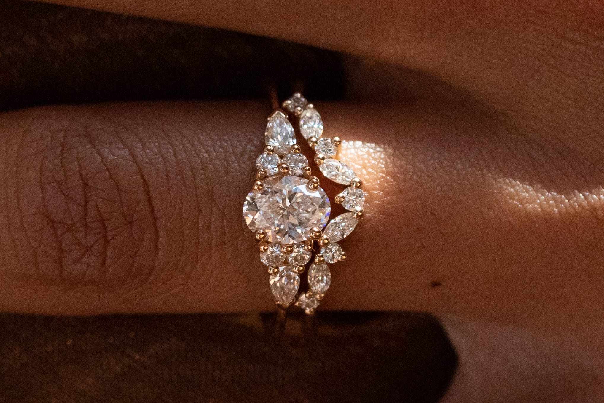 Leila Buecher - Joaillerie - Alliances et bagues de fiançailles - Blog mariage : La mariée aux pieds nus