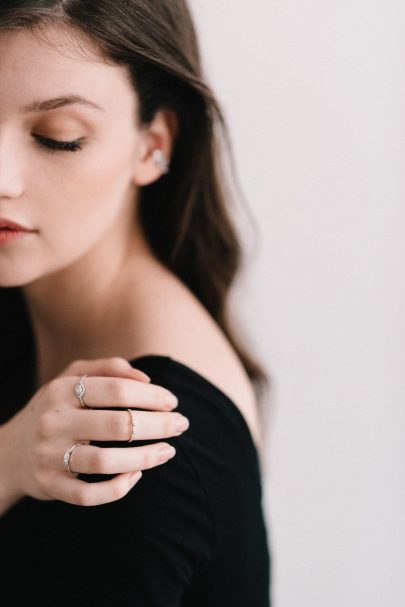 Leila Buecher - Joaillerie contemporaine - Photos : Chloé Lapeyssonnie - Blog mariage : La mariée aux pieds nus