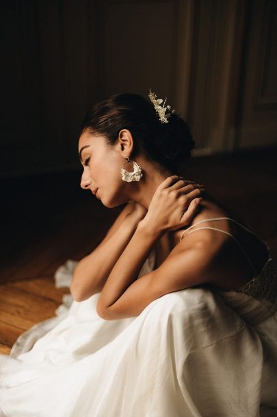 Les couronnes de Victoire - Accessoires de mariée - Collection 2023 - Photos : Jeroen Noordzji Photography - Blog mariage : La mariée aux pieds nus