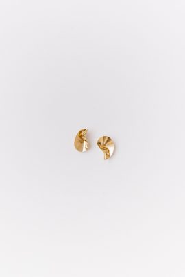 Maison Sabben - Accessoires de mariée - Collection 2018 - Photos : Chloé Lapeyssonnie - Blog mariage : La mariée aux pieds nus