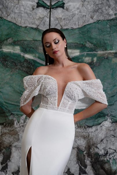 Manon Gontero - Robes de mariée - Collection 2024 - Blog mariage : La mariée aux pieds nus