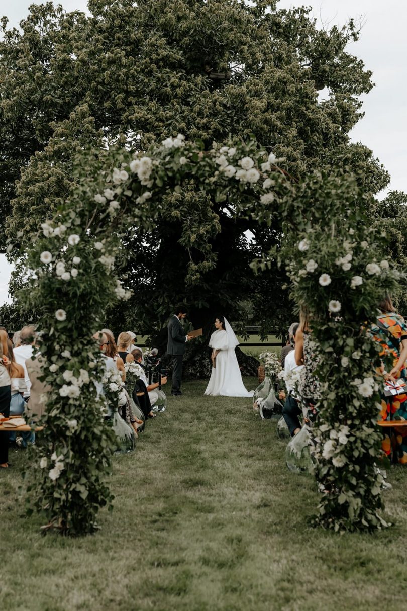 Un mariage au Pré des Colombiers en Normandie - Photos : Lea Evrevin - Blog mariage : La mariée aux pieds nus