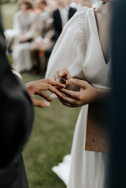 Un mariage au Pré des Colombiers en Normandie - Photos : Lea Evrevin - Blog mariage : La mariée aux pieds nus