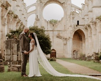 Un mariage à l'Abbaye de Longpont dans l'Aisne - Photos et film : Alchemia Wedding - Blog mariage : La mariée aux pieds nus