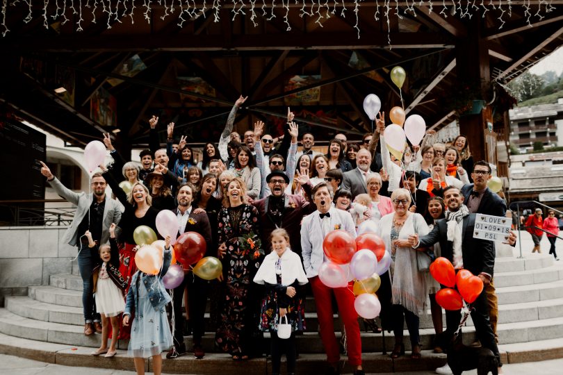 Un mariage atypique, coloré et en petit comité en Haute-Savoie - Photos : Amandine Marque - Blog mariage : La mariée aux pieds nus