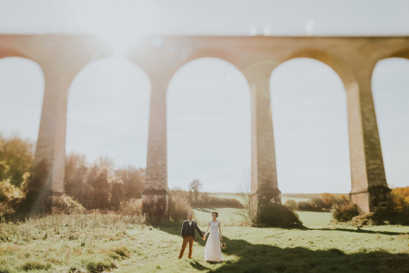 Un mariage en automne en Bourgogne au Domaine du Bouloy - A découvrir sur le blog mariage www.lamarieeauxpiedsnus.com - Photos : Benjamin Le Du