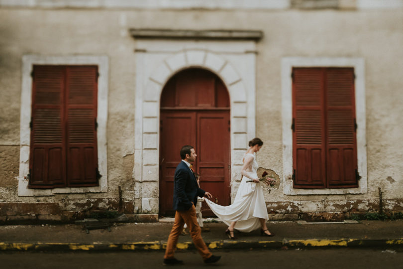 Un mariage en automne en Bourgogne au Domaine du Bouloy - A découvrir sur le blog mariage www.lamarieeauxpiedsnus.com - Photos : Benjamin Le Du