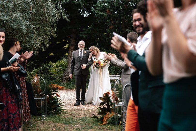 Un mariage d'automne au Domaine de Blanche Fleur près d'Avignon - Photos : Chloé Lapeyssonnie - Blog mariage La mariée aux pieds nus