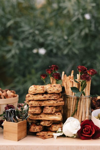 Un mariage d'automne au Domaine de Blanche Fleur près d'Avignon - Photos : Chloé Lapeyssonnie - Blog mariage La mariée aux pieds nus