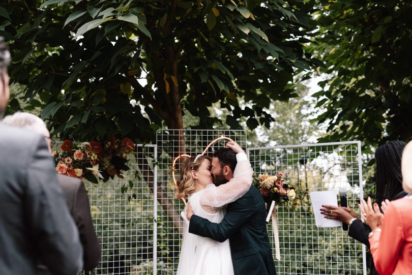 Un mariage d'automne au Domaine de Blanche Fleur près d'Avignon - Photos : Chloé Lapeyssonnie - Blog mariage La mariée aux pieds nus