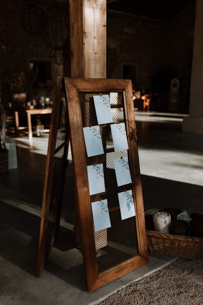 Un mariage en automne au Mas d'Arvieux en Provence - Photos : Soulpics - Blog mariage : La mariée aux pieds nus