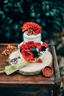 Un mariage aux couleurs de l'automne - Un éditorial à découvrir sur le blog mariage www.lamarieeauxpiedsnus.com - Photos : Pierre Atelier - Organisation : Parisian Inspired