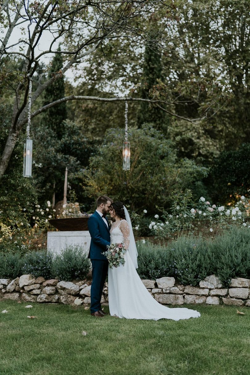 Un mariage à la Bastide des Adrets en Provence - Photos : Madame B Photographie - Blog mariage : La mariée aux pieds nus