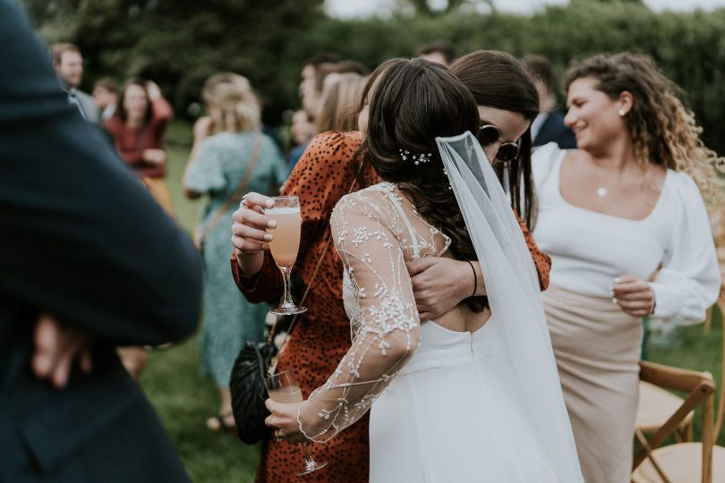 Un mariage à la Bastide des Adrets en Provence - Photos : Madame B Photographie - Blog mariage : La mariée aux pieds nus