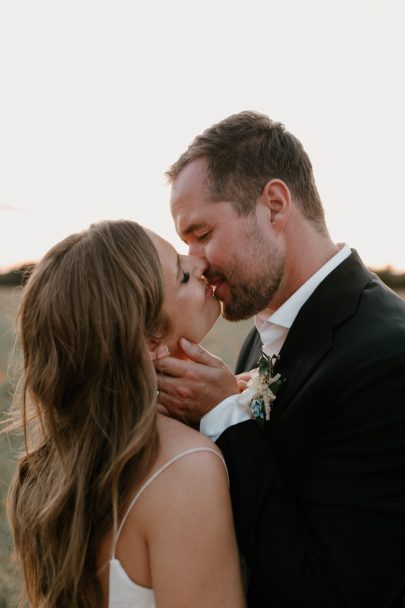 Un mariage en bleu à la Bastide d'Astres en Provence - Photos : Clarisse et Johan - Blog mariage : La mariée aux pieds nus